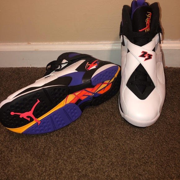 Air Jordan’s - Picture 1 of 3